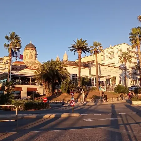 Maison Au Calme Avec Jardin Et Piscine Raphael * Saint-Raphael (Var)