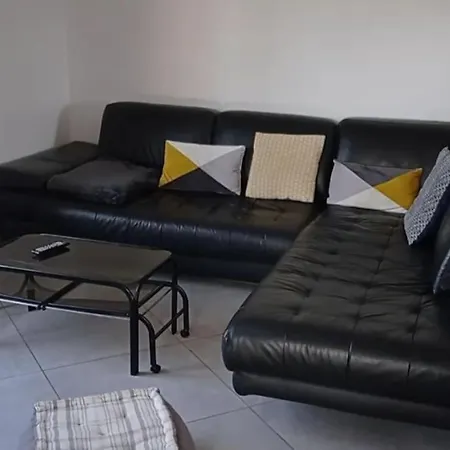 Maison Au Calme Avec Jardin Et Piscine Raphaël