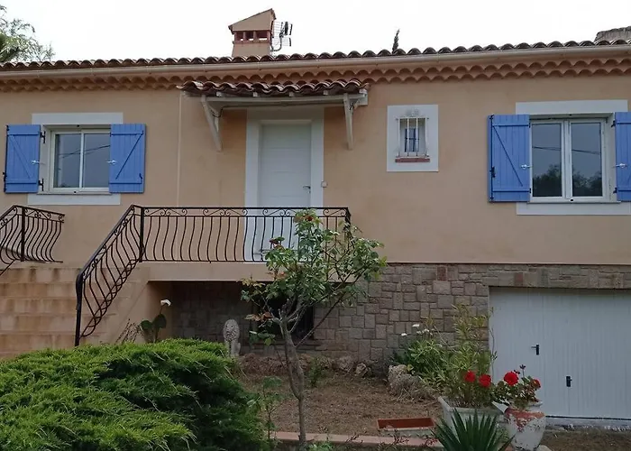 Maison Au Calme Avec Jardin Et Piscine Raphaël *