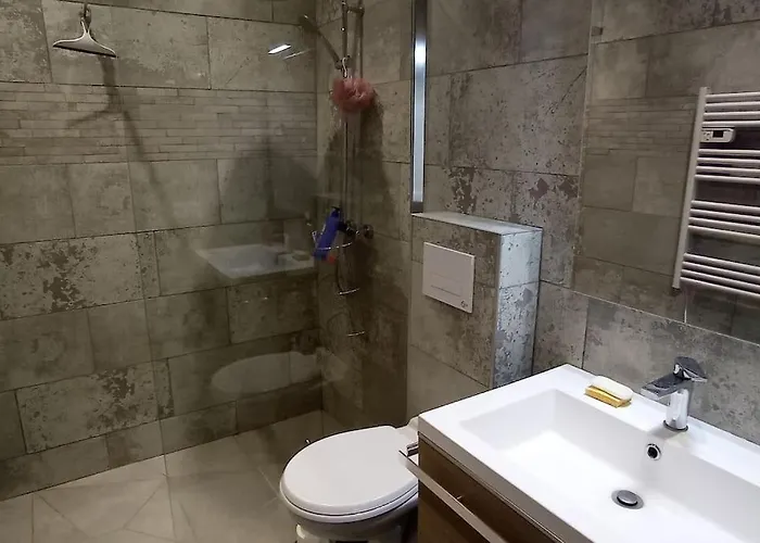 Maison Au Calme Avec Jardin Et Piscine Raphael Сasa de vacaciones